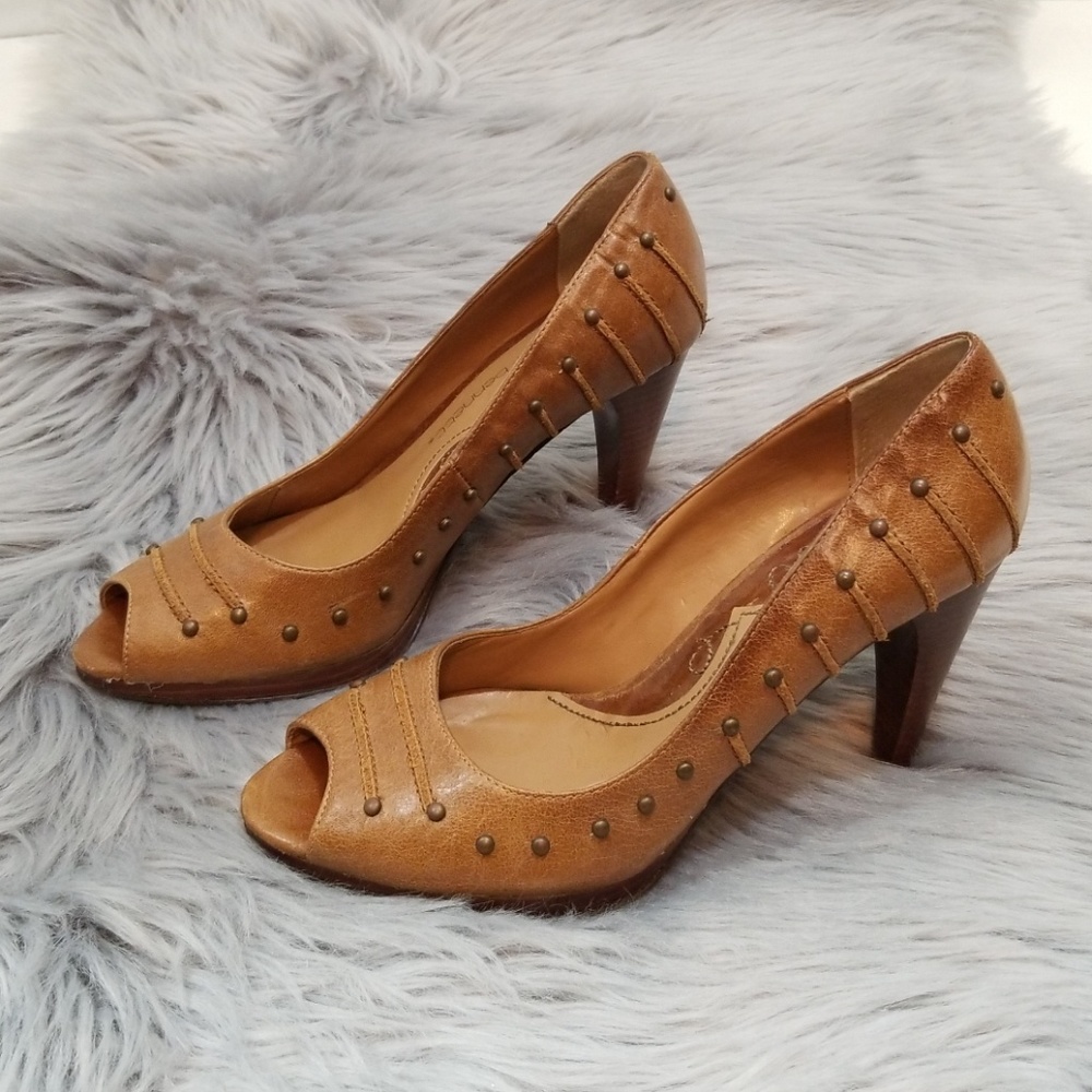 Jessica Bennett Studded Peep Toe Leather Heel 7.5